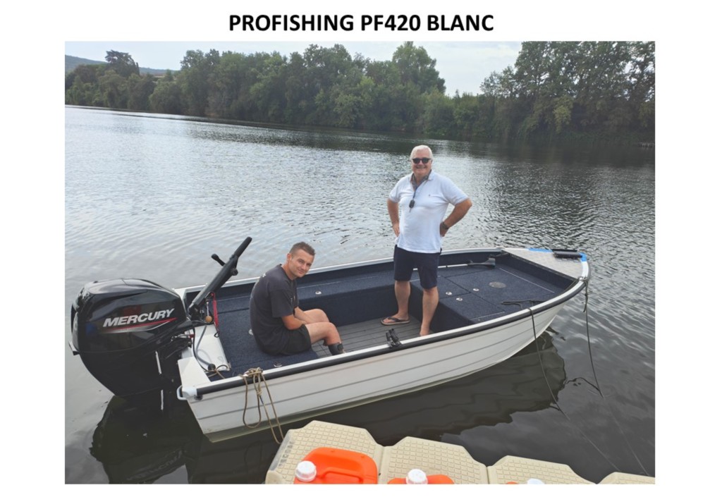 Bateau Profishing PF420 blanc
