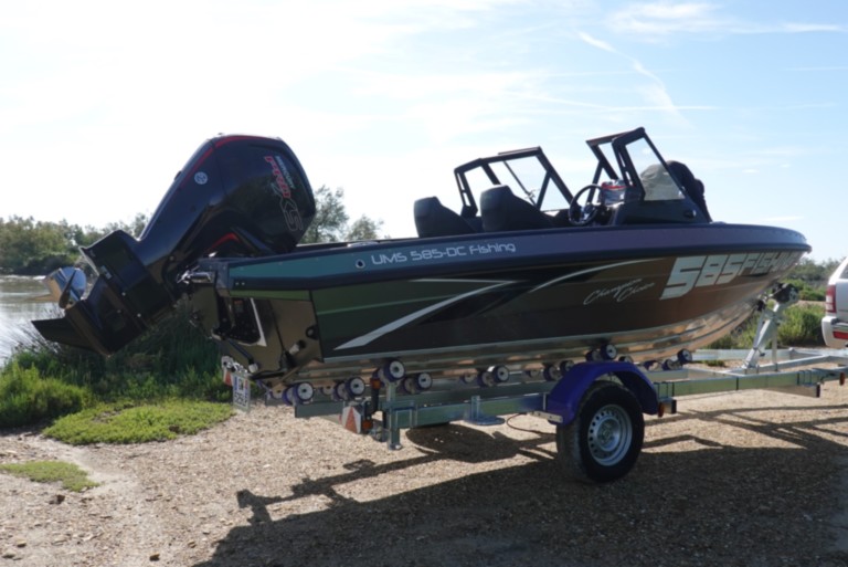 Bassboat Profishing PF585