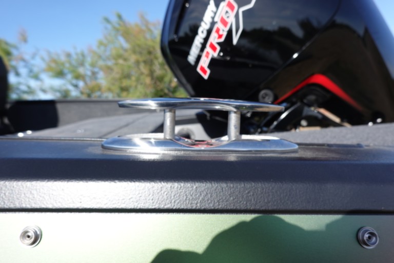 Bassboat Profishing PF585