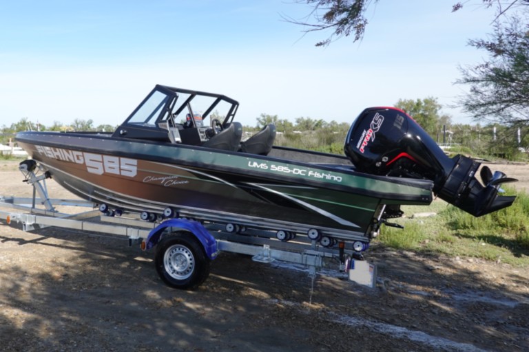 Bassboat Profishing PF585