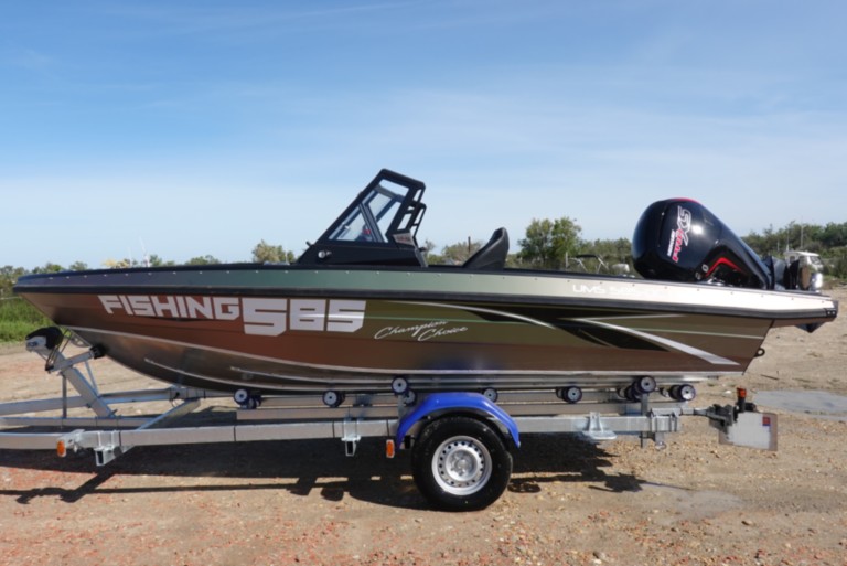 Bassboat Profishing PF585