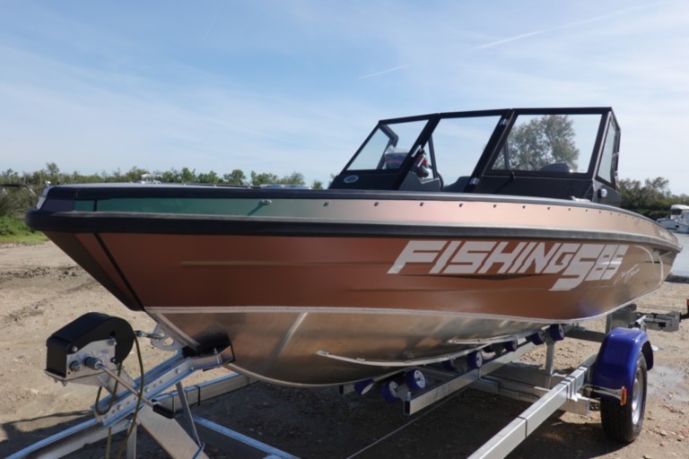 Bassboat Profishing PF585