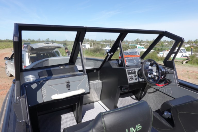 Bassboat Profishing PF585