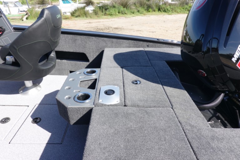 Bassboat Profishing PF585