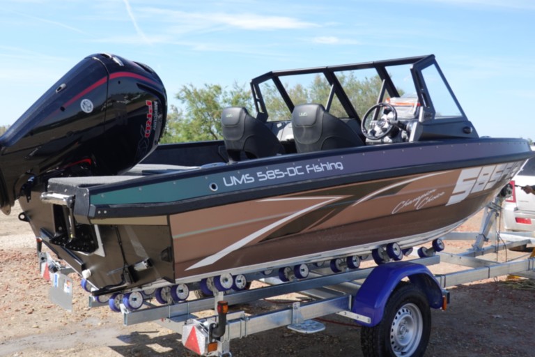 Bassboat Profishing PF585